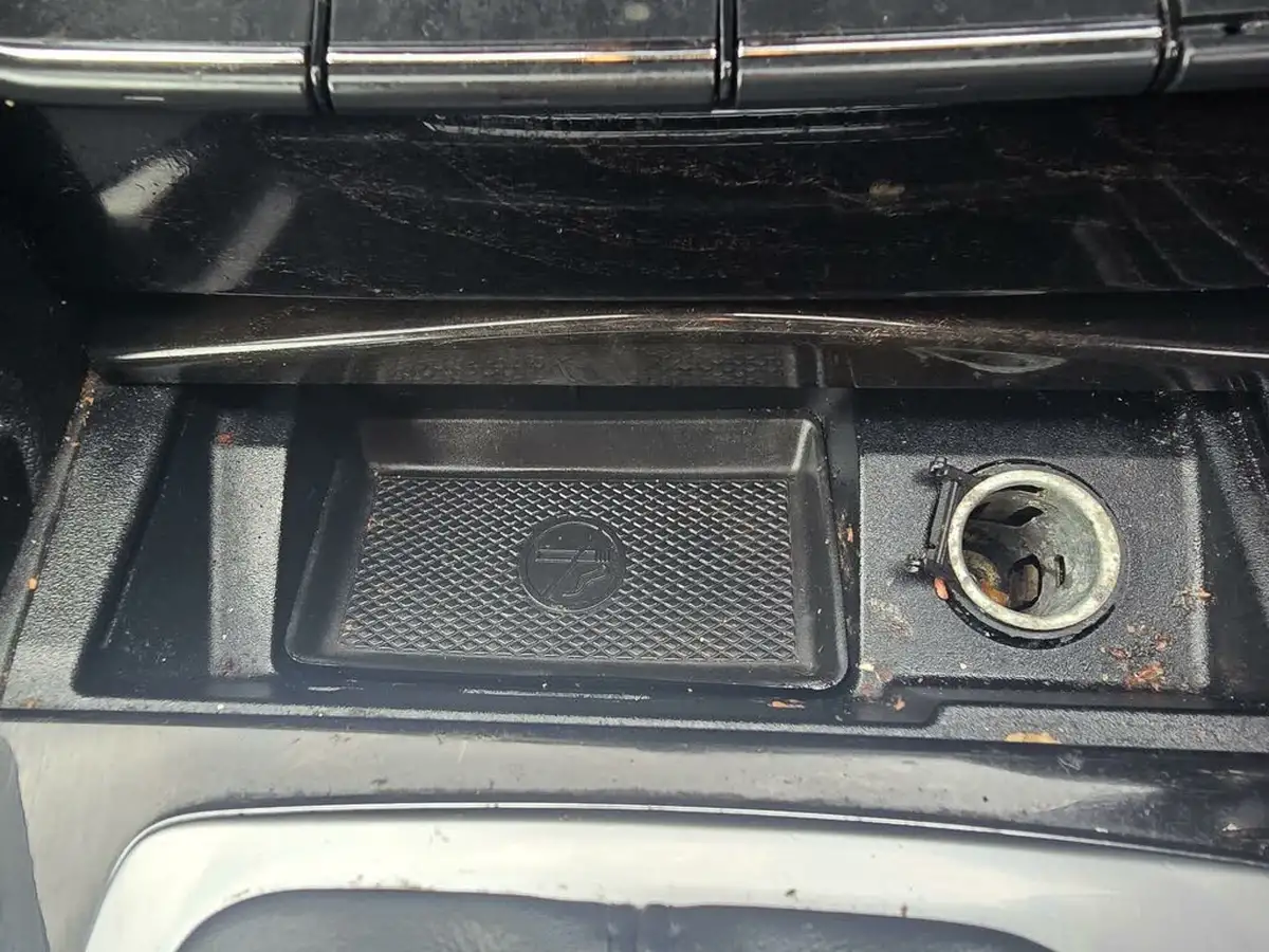 2010-mercedes-benz-e-class-21td-e200-cdi-avantgarde-auto-big-25