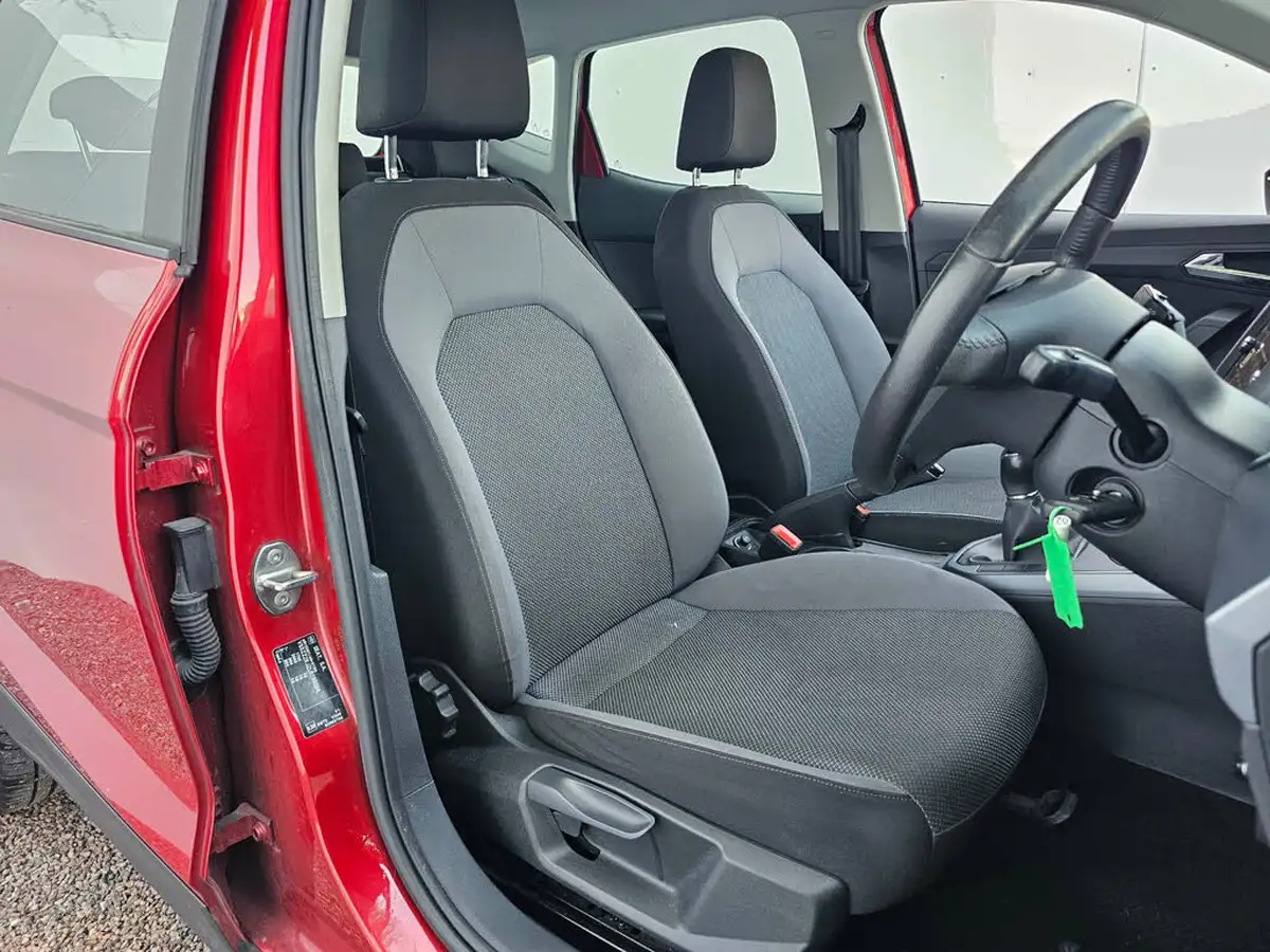 2020-seat-arona-big-7