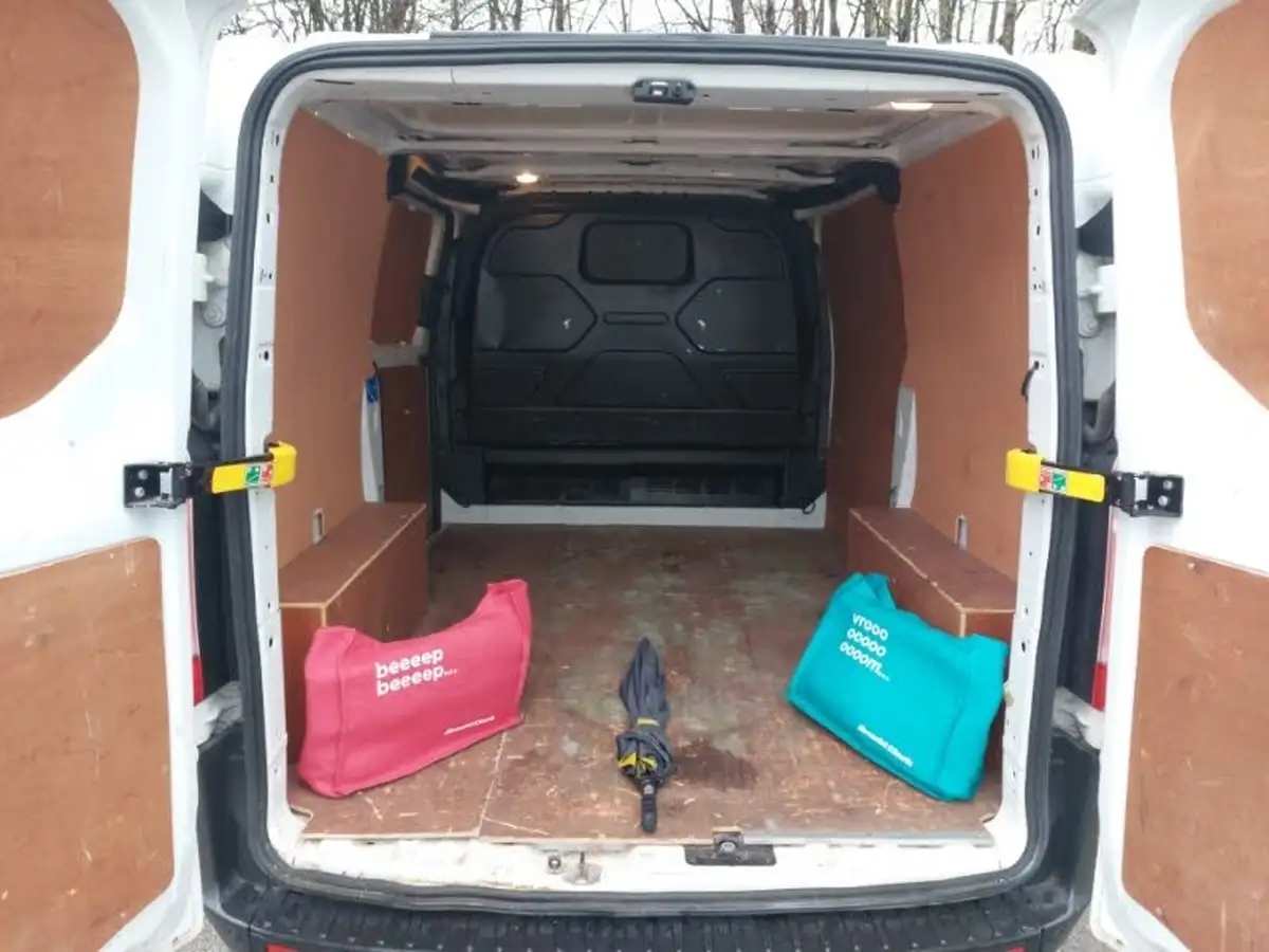 2021-ford-transit-custom-20tdci-300-l1h1-leader-130pseu6dt-panel-van-big-7