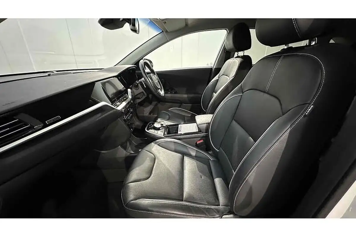 2022-kia-e-niro-ev-3-big-16