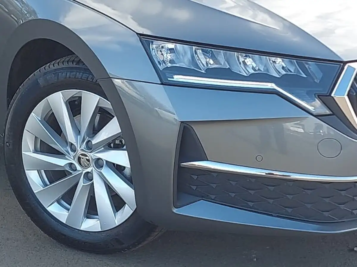2024-skoda-octavia-20tdi-se-l-150ps-estate-dsg-big-8
