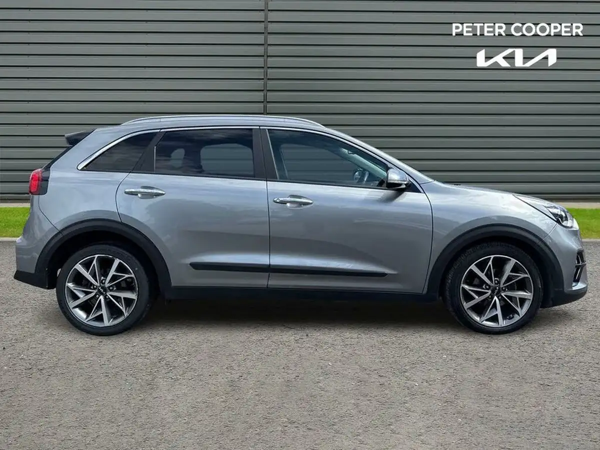 2022-kia-niro-16-gdi-3-156kwh-big-3