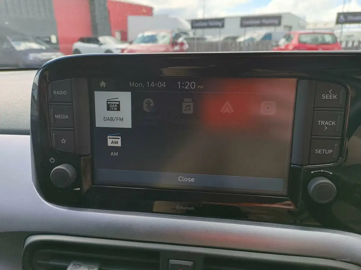 2024-hyundai-i10-10-premium-67ps-auto-big-21