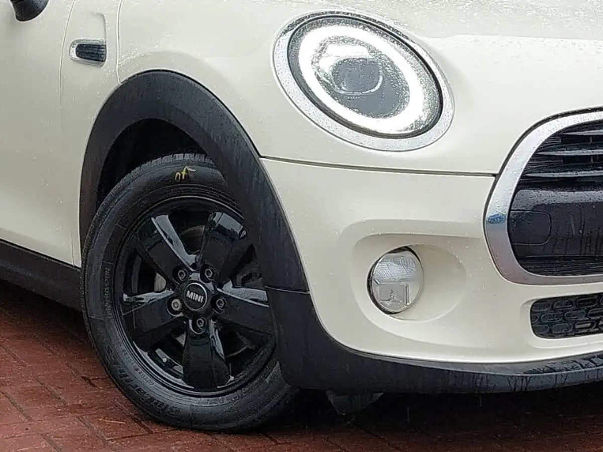 2019-mini-cooper-15-cooper-classic-hatchback-5d-auto-big-8