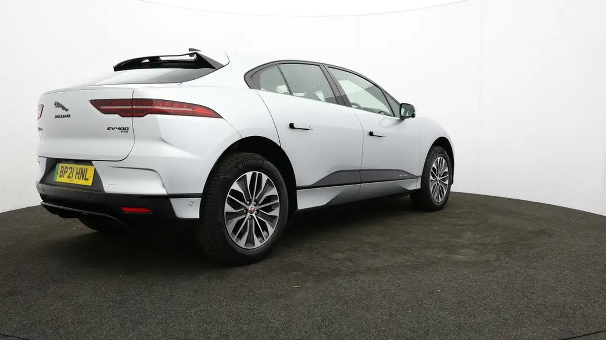 2021-jaguar-i-pace-ev400-se-big-76