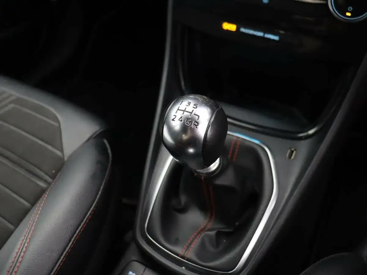 2024-ford-puma-suv-10-st-line-x-125ps-big-21