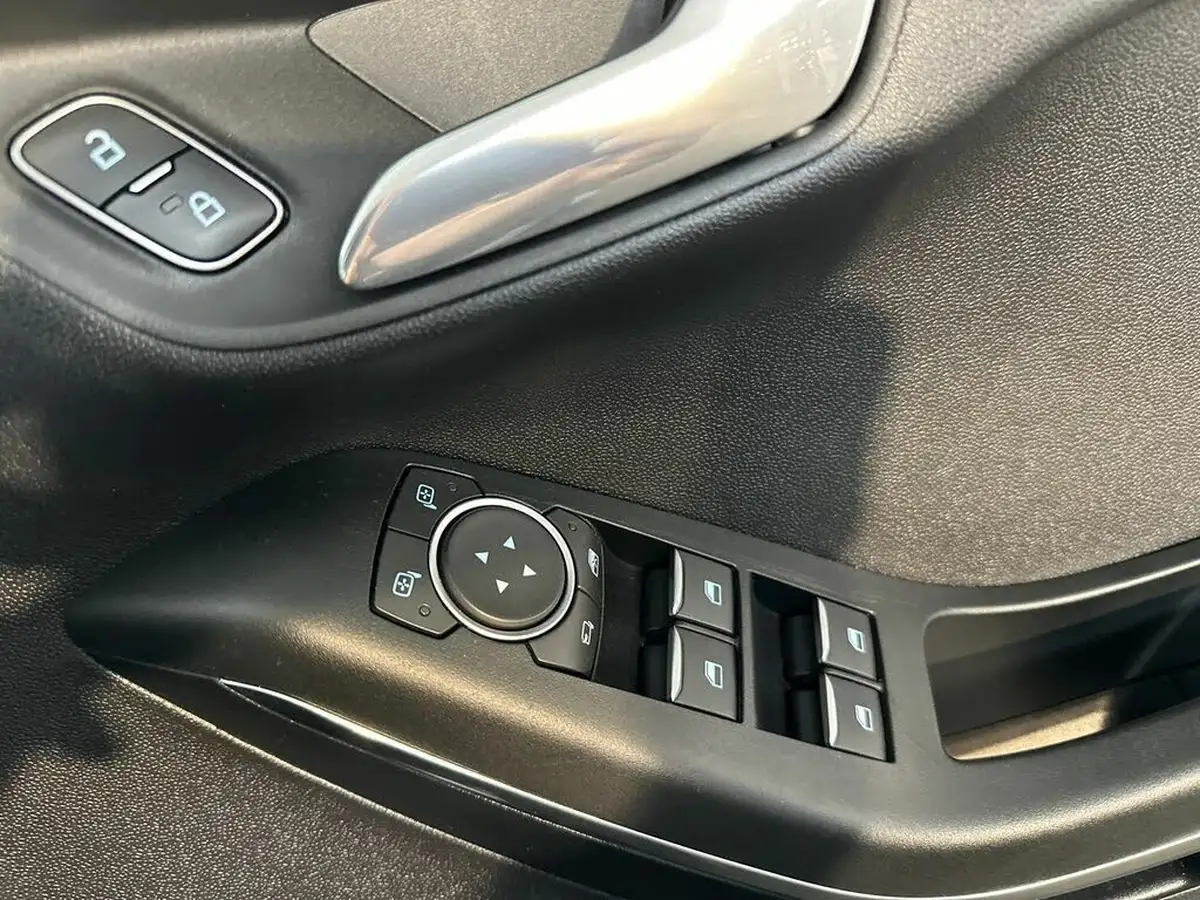 2021-ford-fiesta-10t-active-edition-95ps-big-24