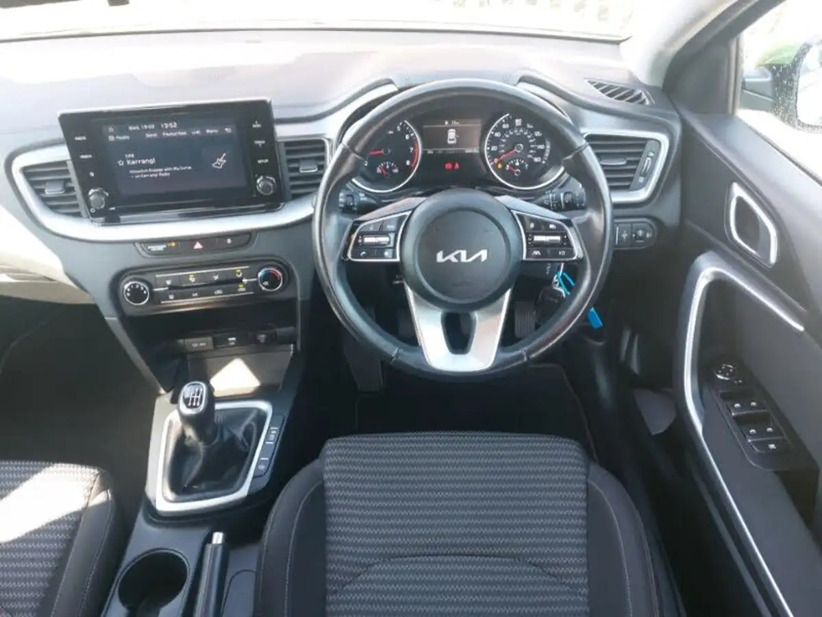 2023-kia-xceed-15-t-gdi-2-158bhp-big-6