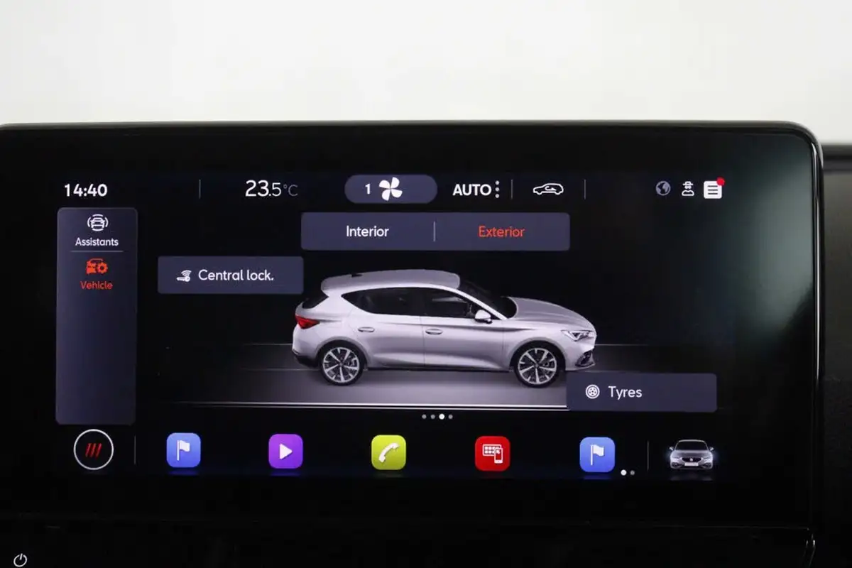 2021-seat-leon-10-etsi-evo-se-dynamic-hatchback-big-38
