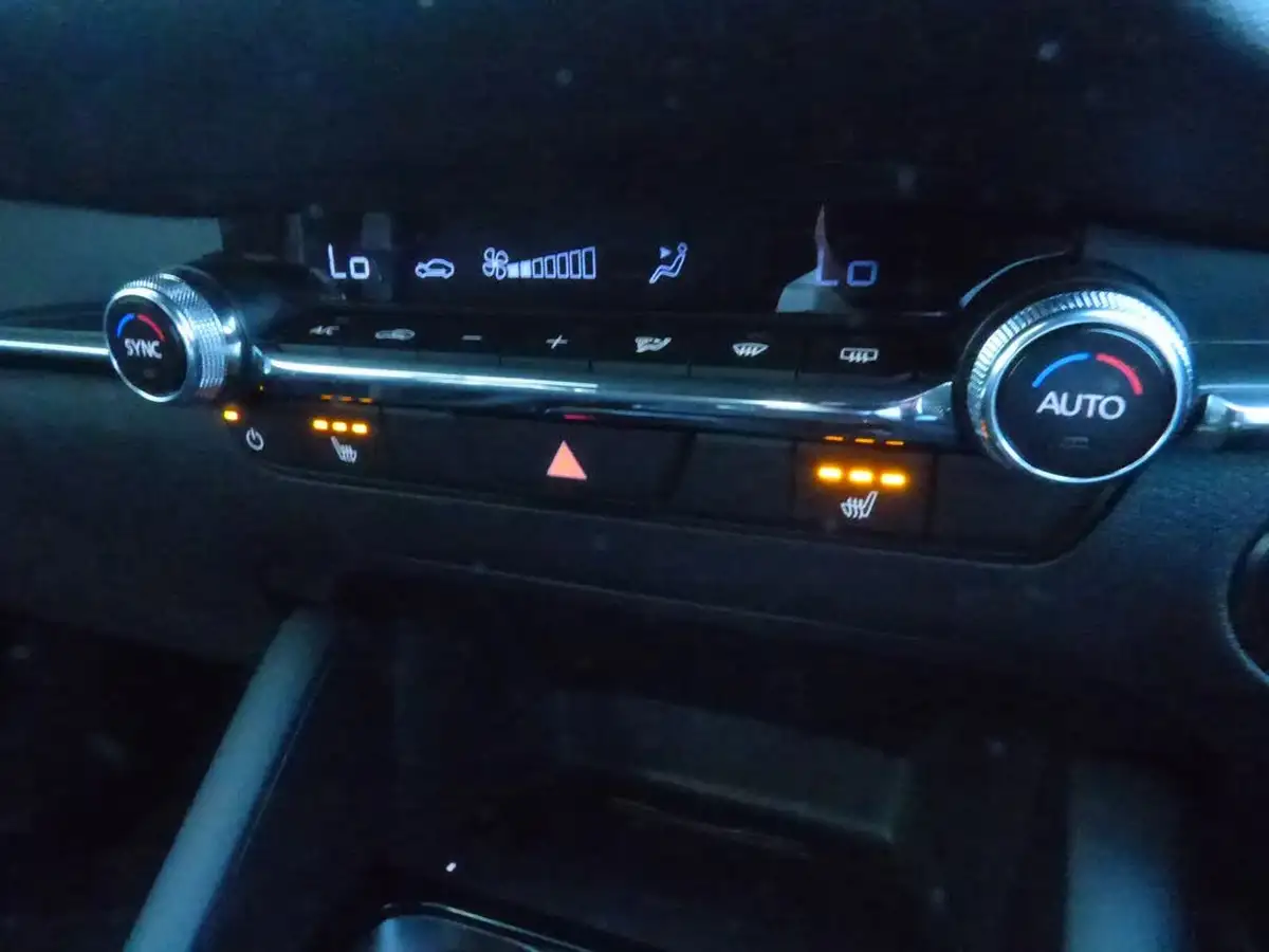 2025-mazda-mazda3-25-e-skyactiv-g-homura-auto-big-20