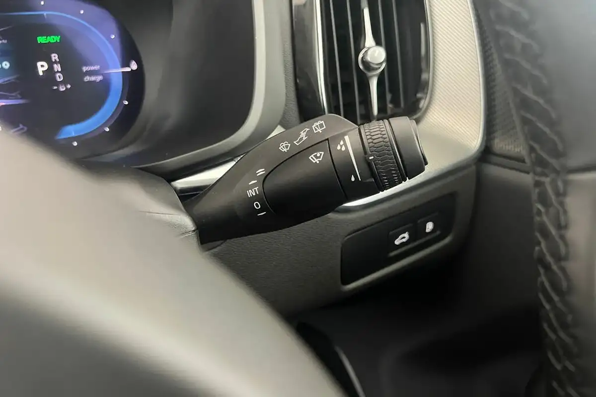 2024-volvo-xc60-20-b5-plus-big-37