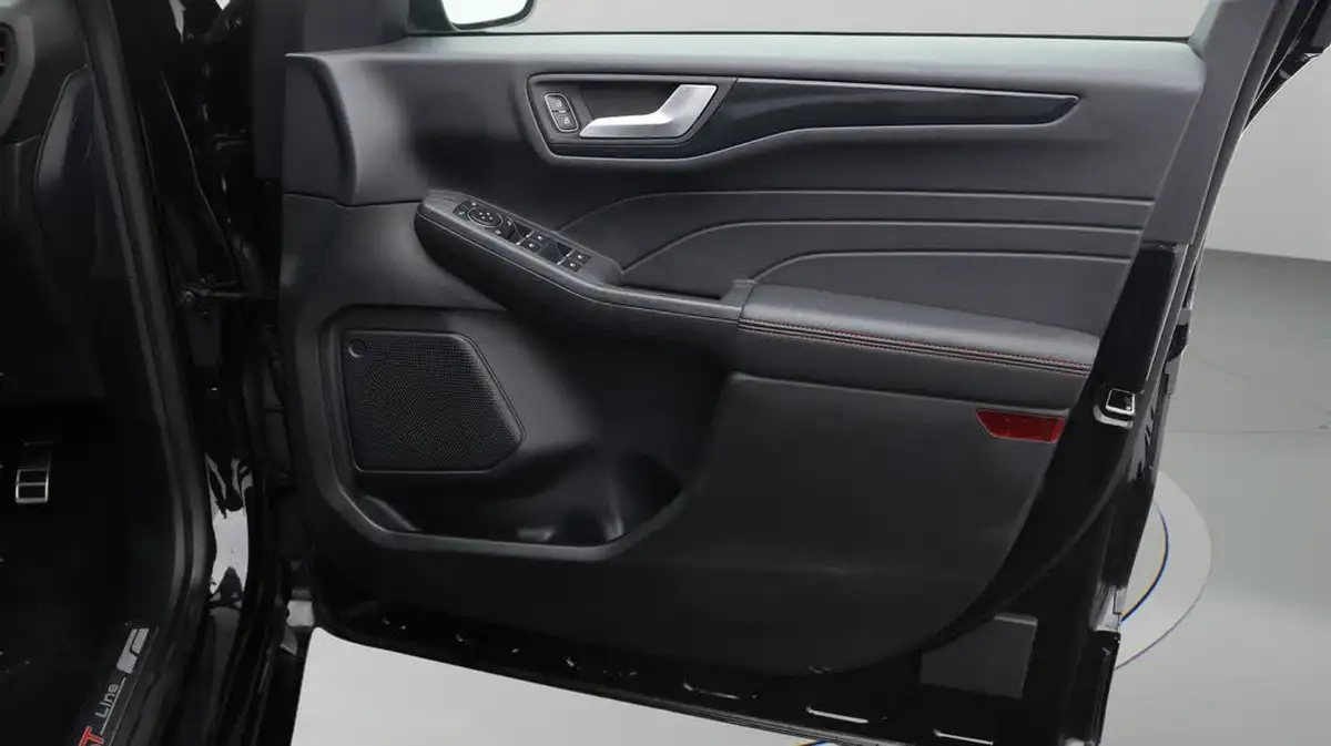2021-ford-kuga-15-st-line-x-edition-big-14
