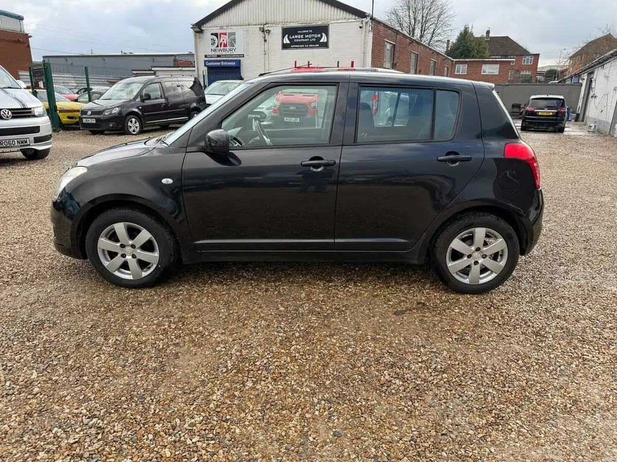 2008-suzuki-swift-13-gl-5d-big-2