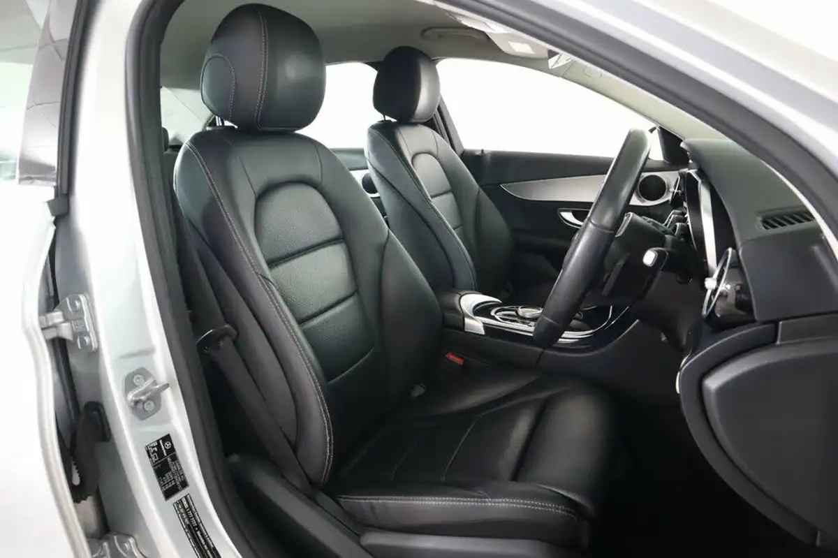 2018-mercedes-benz-c-class-15-c200-sport-ss-saloon-4d-big-37