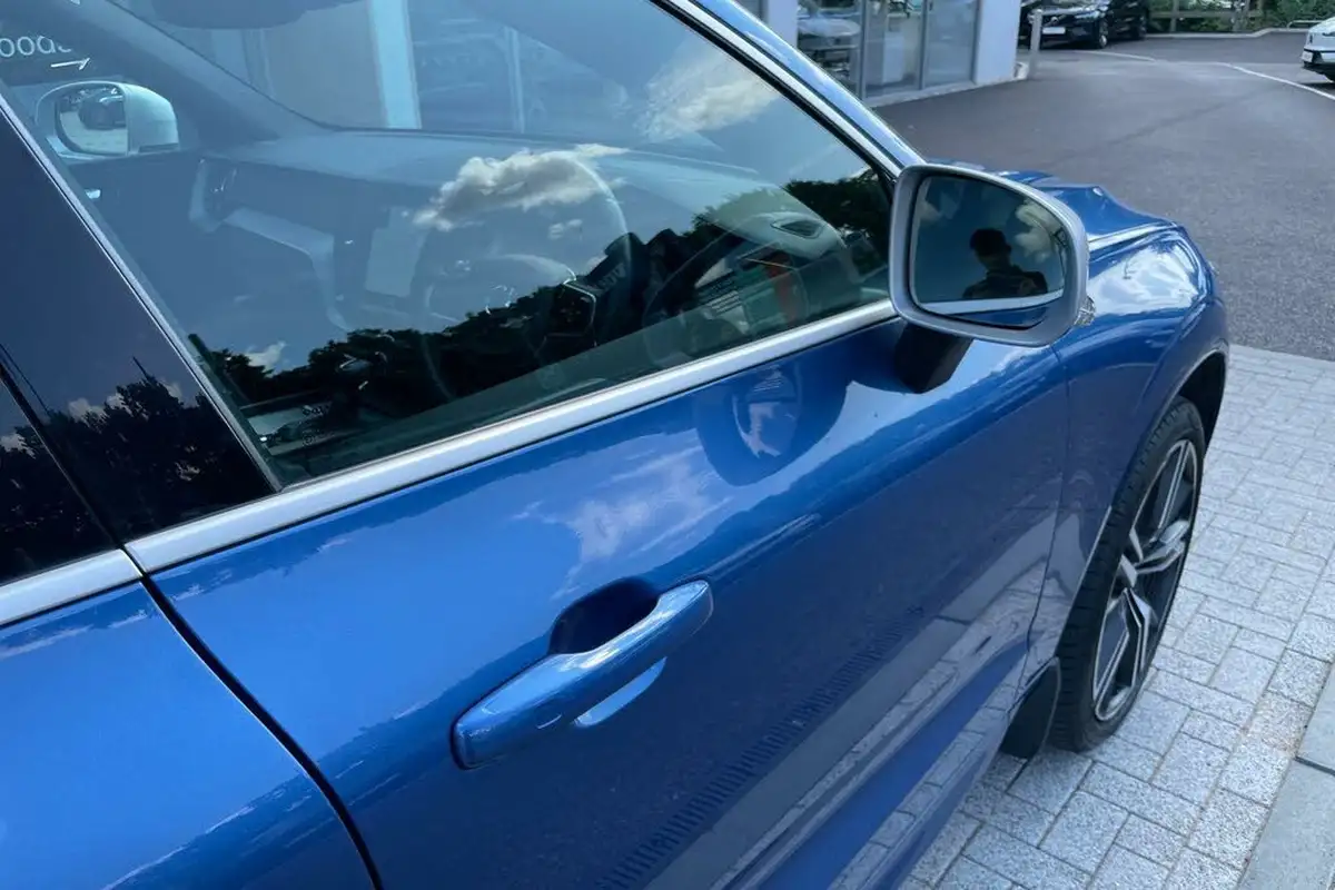 2019-volvo-xc60-20-t5-r-design-pro-awd-big-15