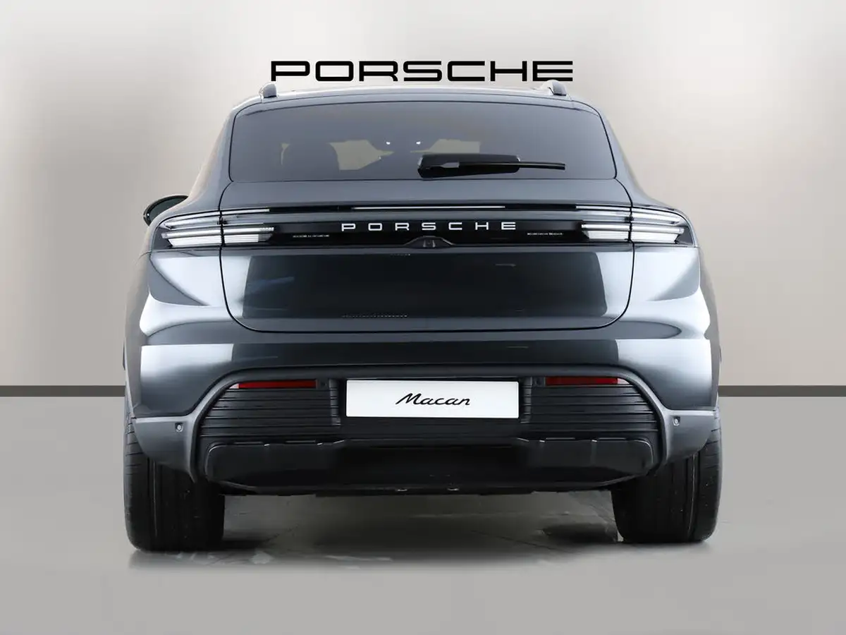 2025-porsche-macan-e-electric-big-6