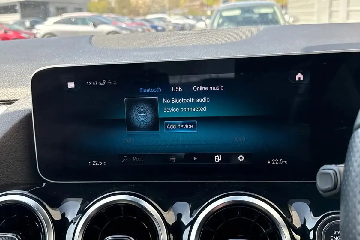 2021-mercedes-benz-gla-class-20d-gla-200d-amg-line-executive-big-34