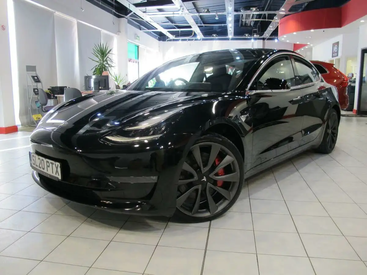 2020-tesla-model-3-e-performance-big-0