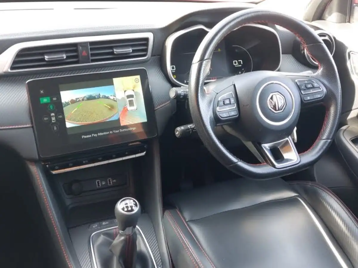 2021-mg-zs-suv-15-vti-tech-exclusive-big-13