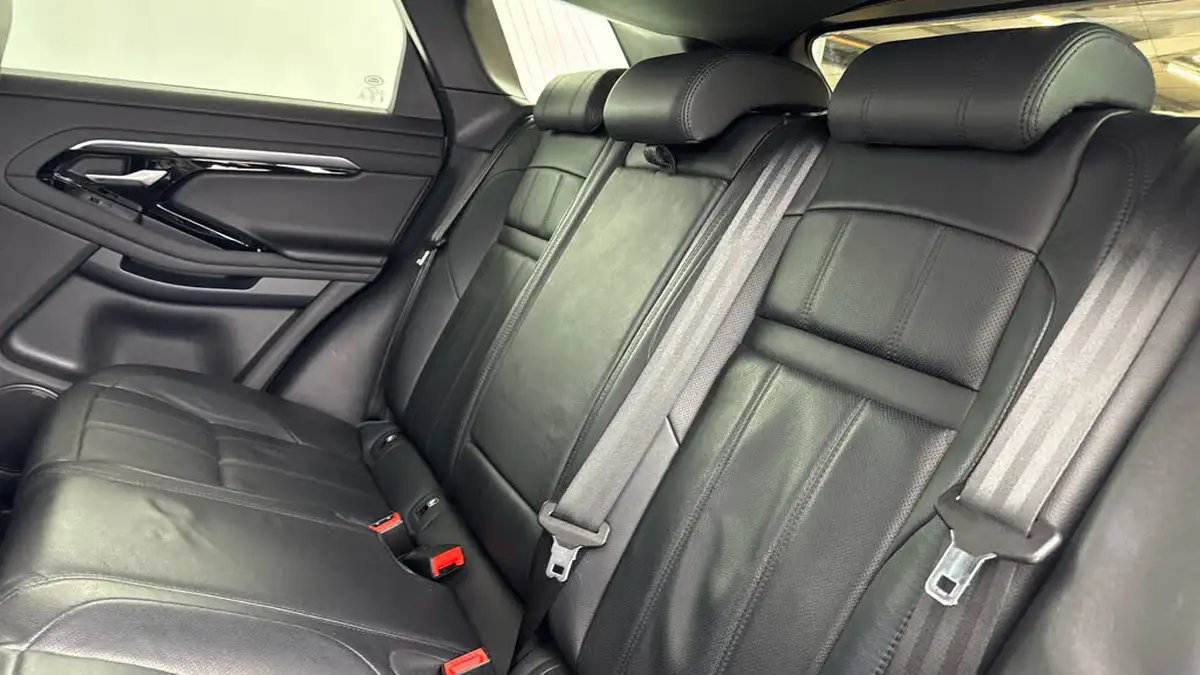 2019-land-rover-range-rover-evoque-20-d150-r-dynamic-big-13