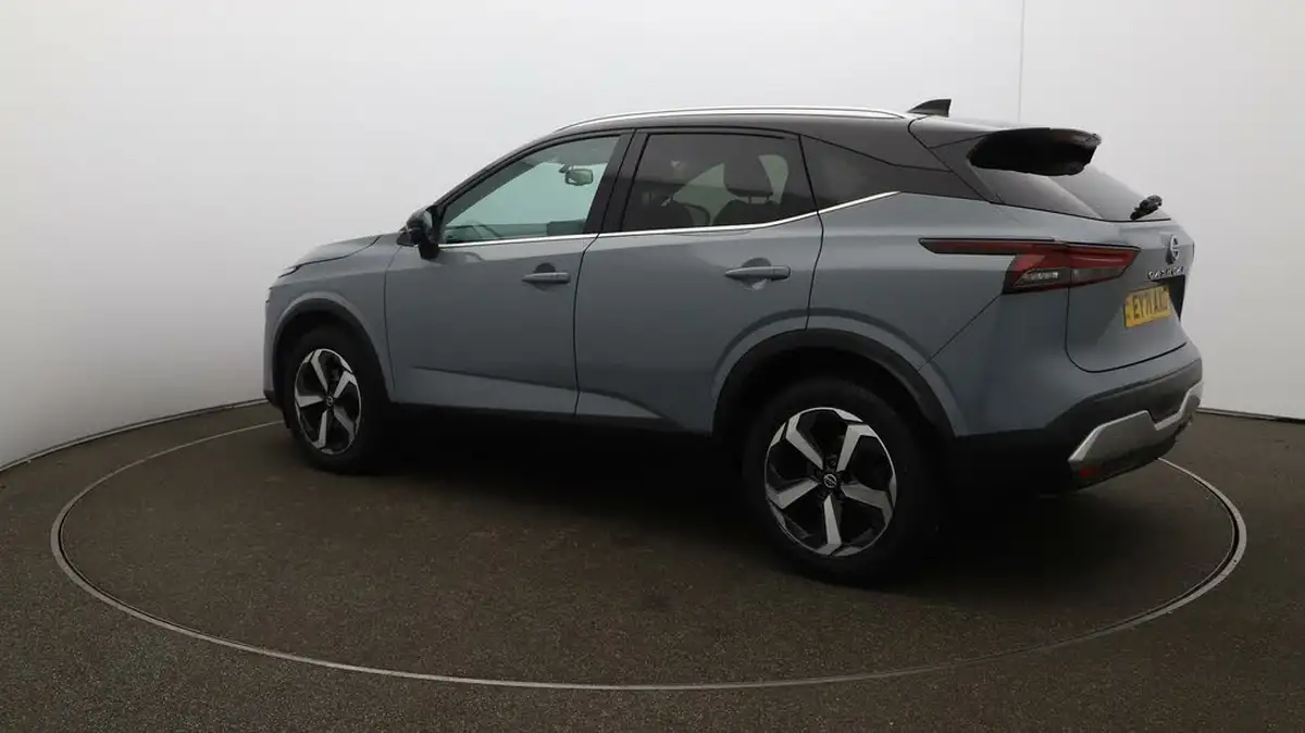 2021-nissan-qashqai-13-dig-t-premiere-edition-140ps-big-26