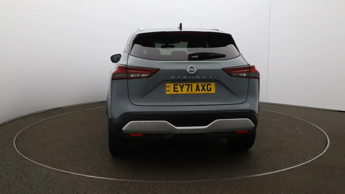 2021-nissan-qashqai-13-dig-t-premiere-edition-140ps-big-50
