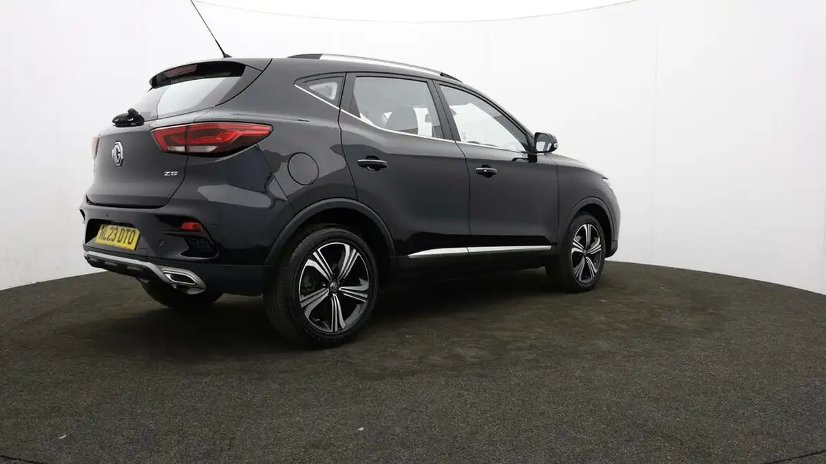 2023-mg-zs-suv-10t-gdi-excite-big-76