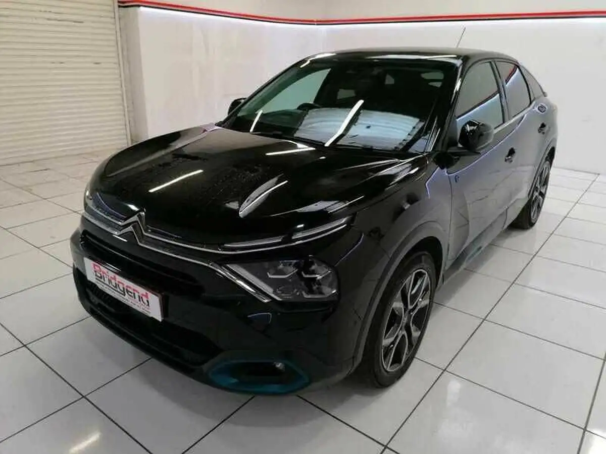 2022-citroen-c4-e-shine-big-2