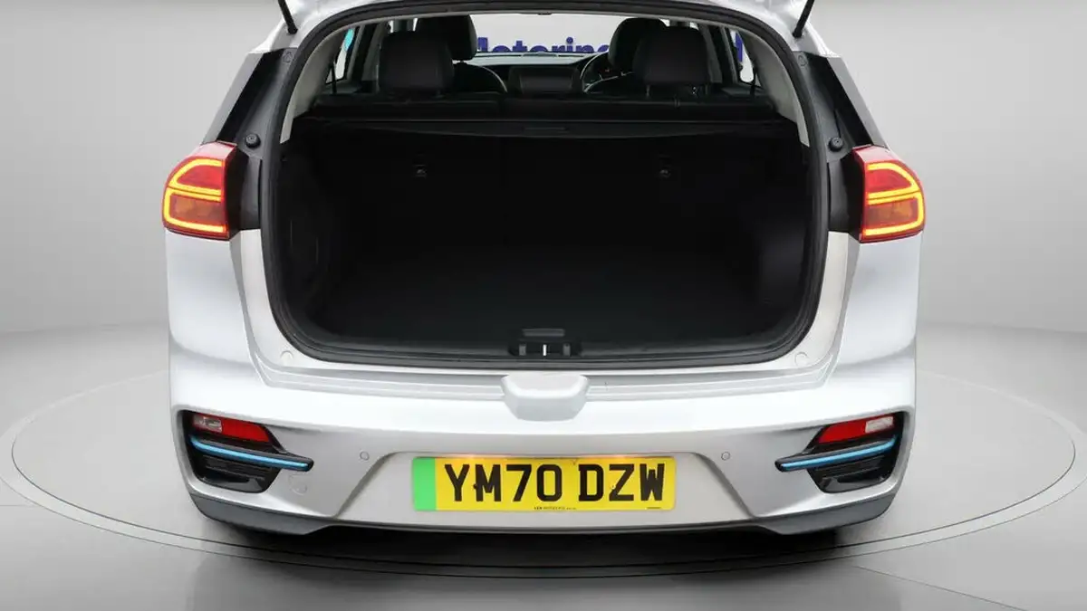 2021-kia-e-niro-ev-4-big-16