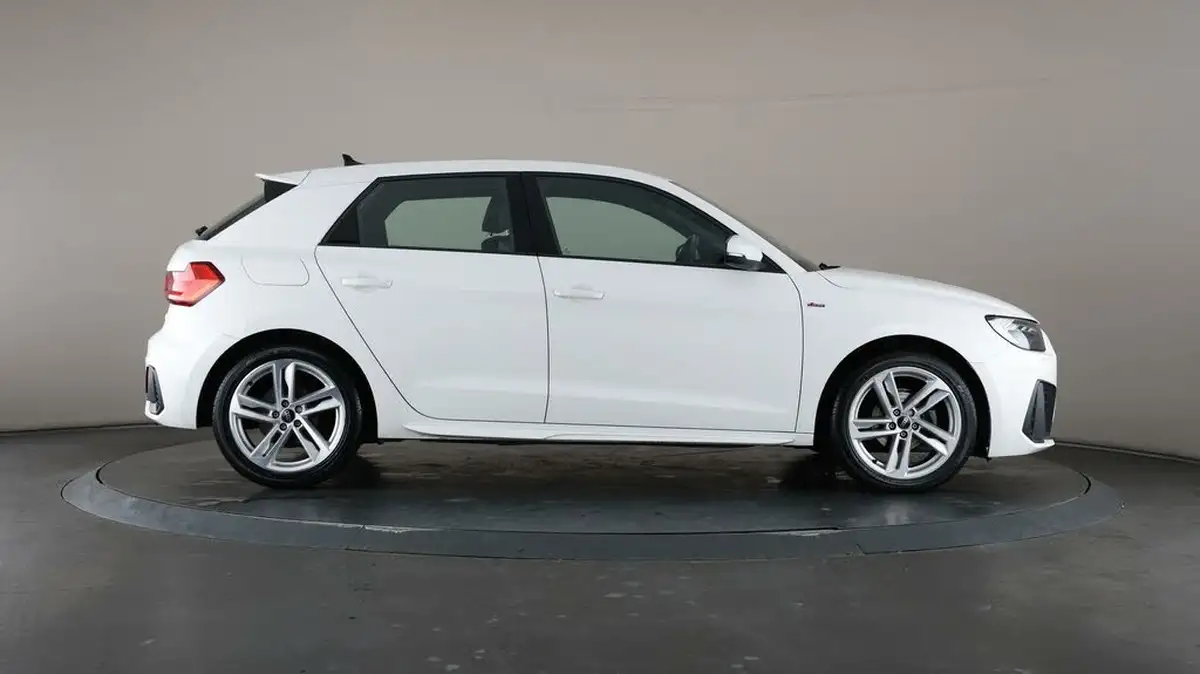 2023-audi-a1-10-25-tfsi-s-line-big-51
