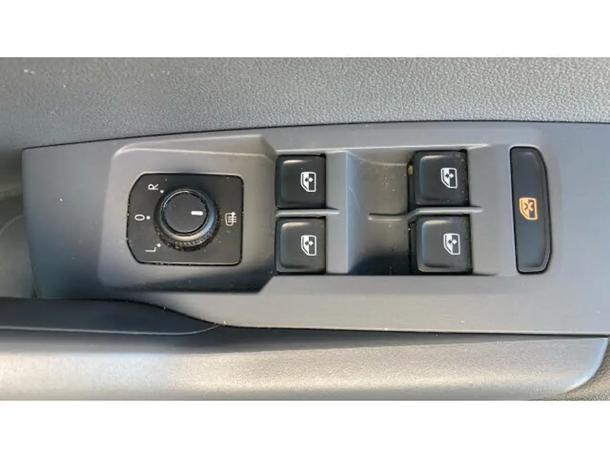 2019-volkswagen-t-cross-10-tsi-s-big-21