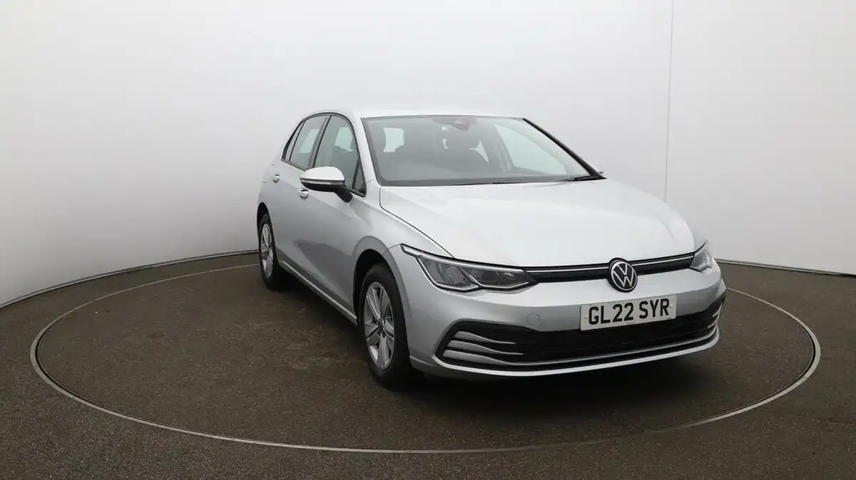 2022-volkswagen-golf-10-tsi-life-hatchback-big-33