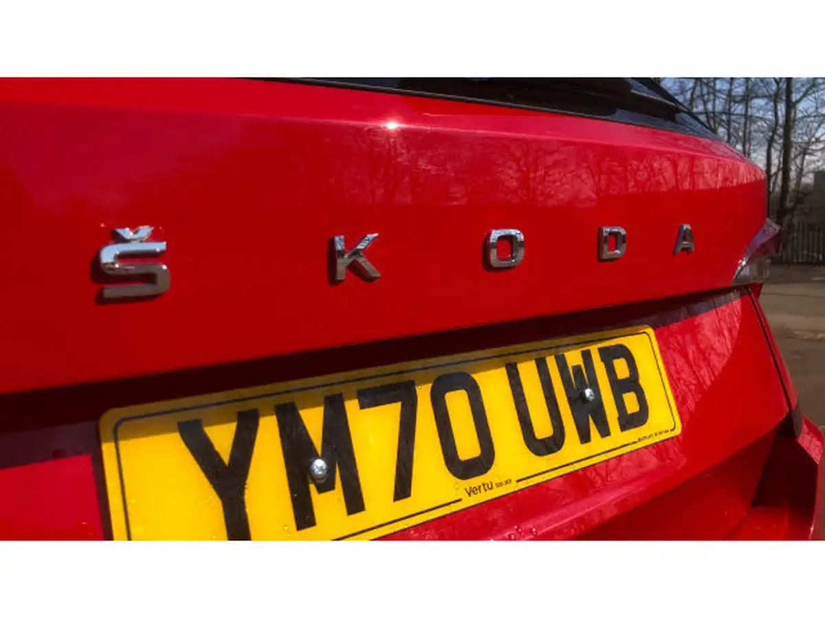 2021-skoda-kamiq-10-tsi-se-109ps-dsg-big-46