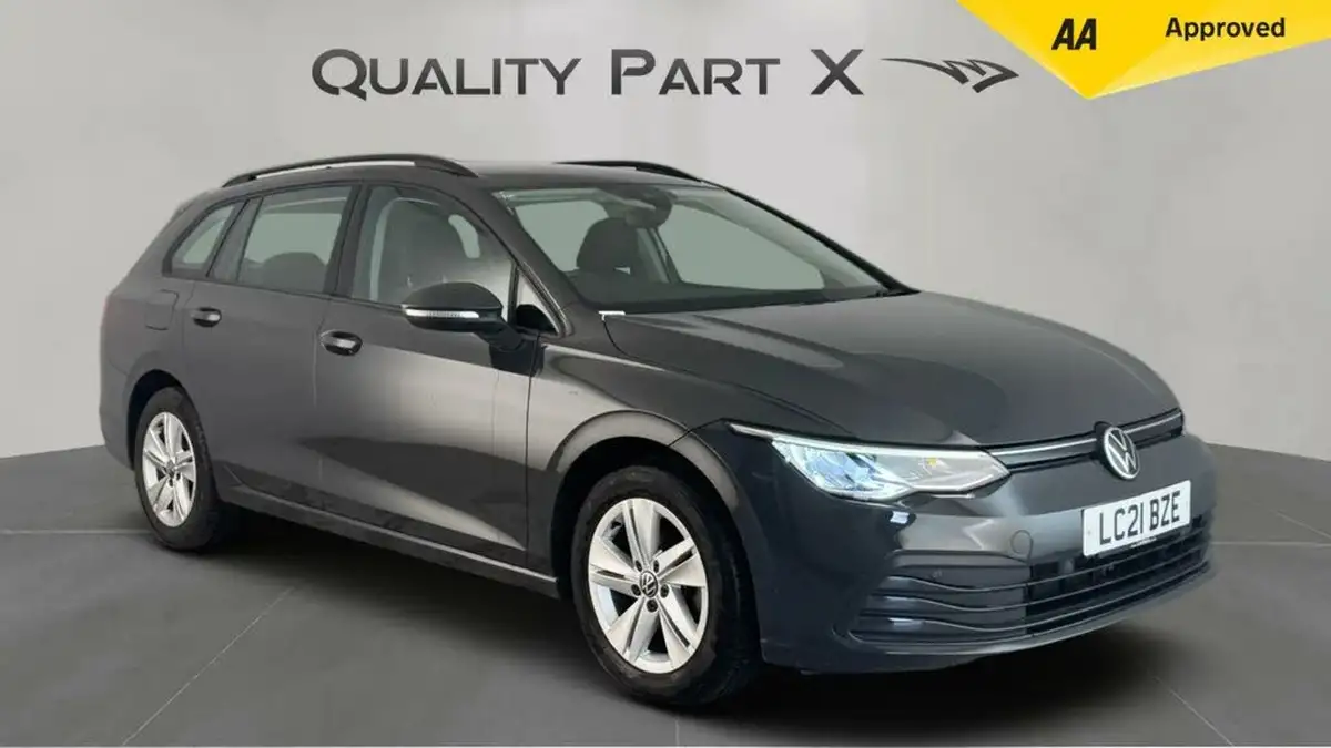2021-volkswagen-golf-10-tsi-life-estate-big-0