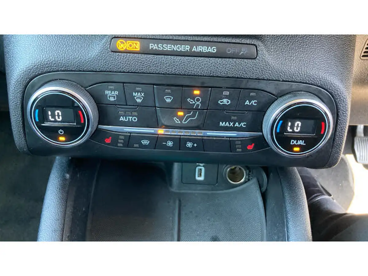 2019-ford-focus-10t-titanium-x-hatchback-big-28
