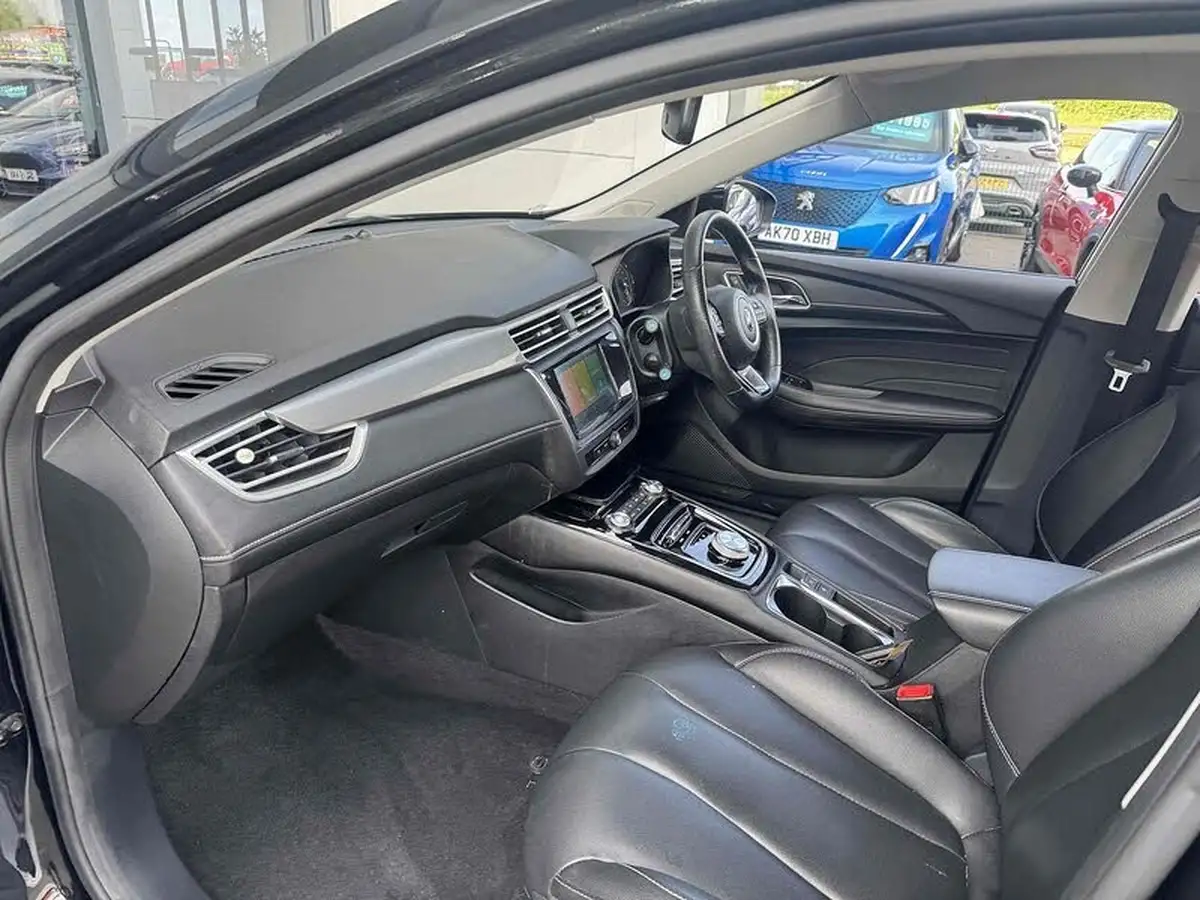 2021-mg-mg5-e-exclusive-ev-long-range-big-26