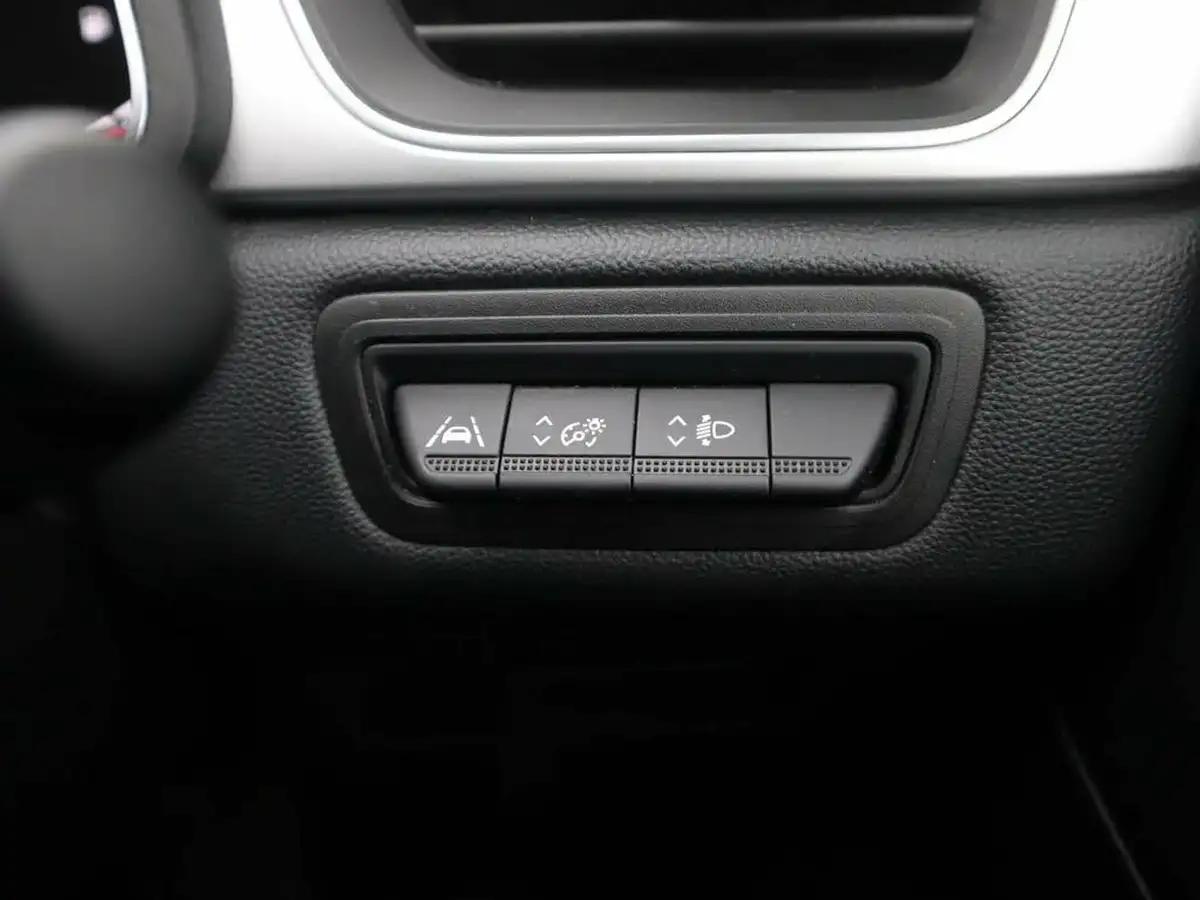 2022-renault-captur-10-tce-techno-big-24