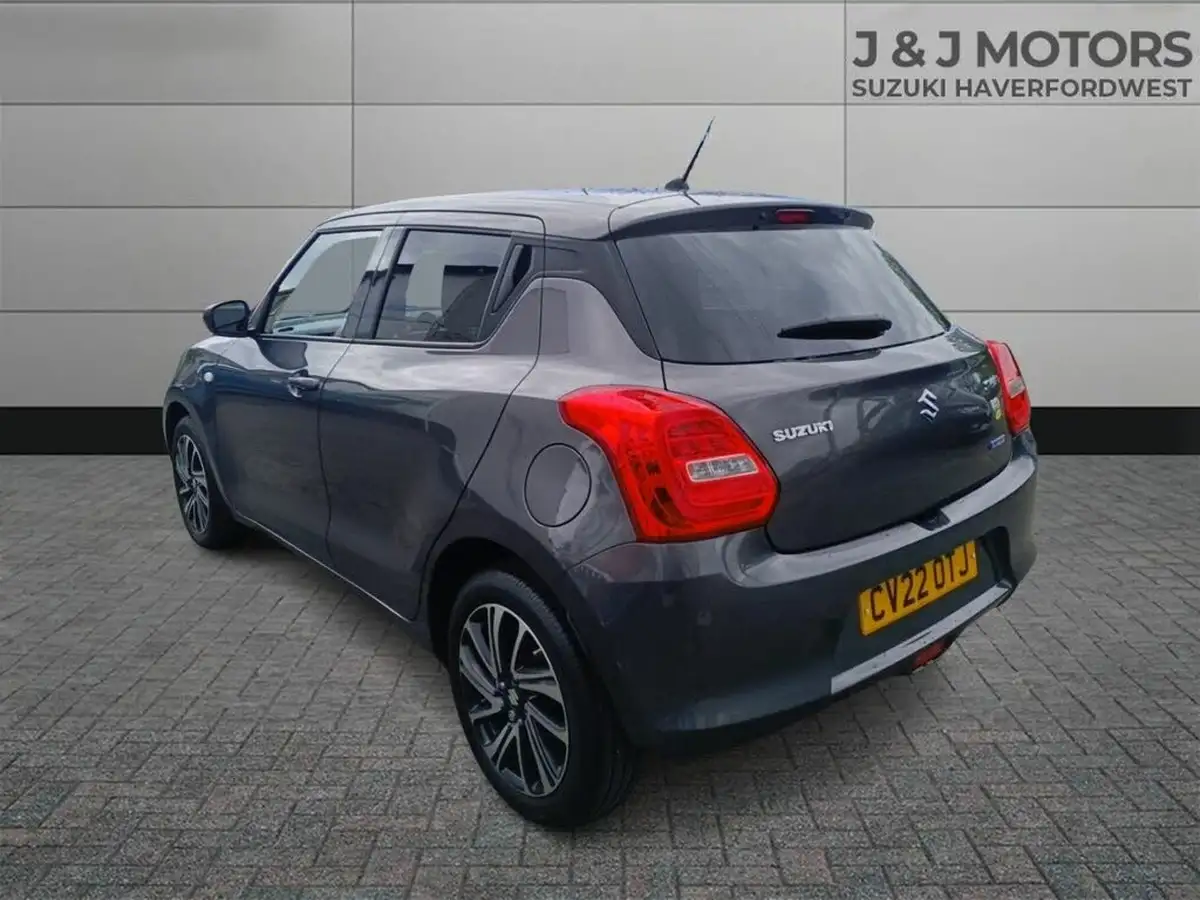 2022-suzuki-swift-12-dualjet-sz-l-big-4