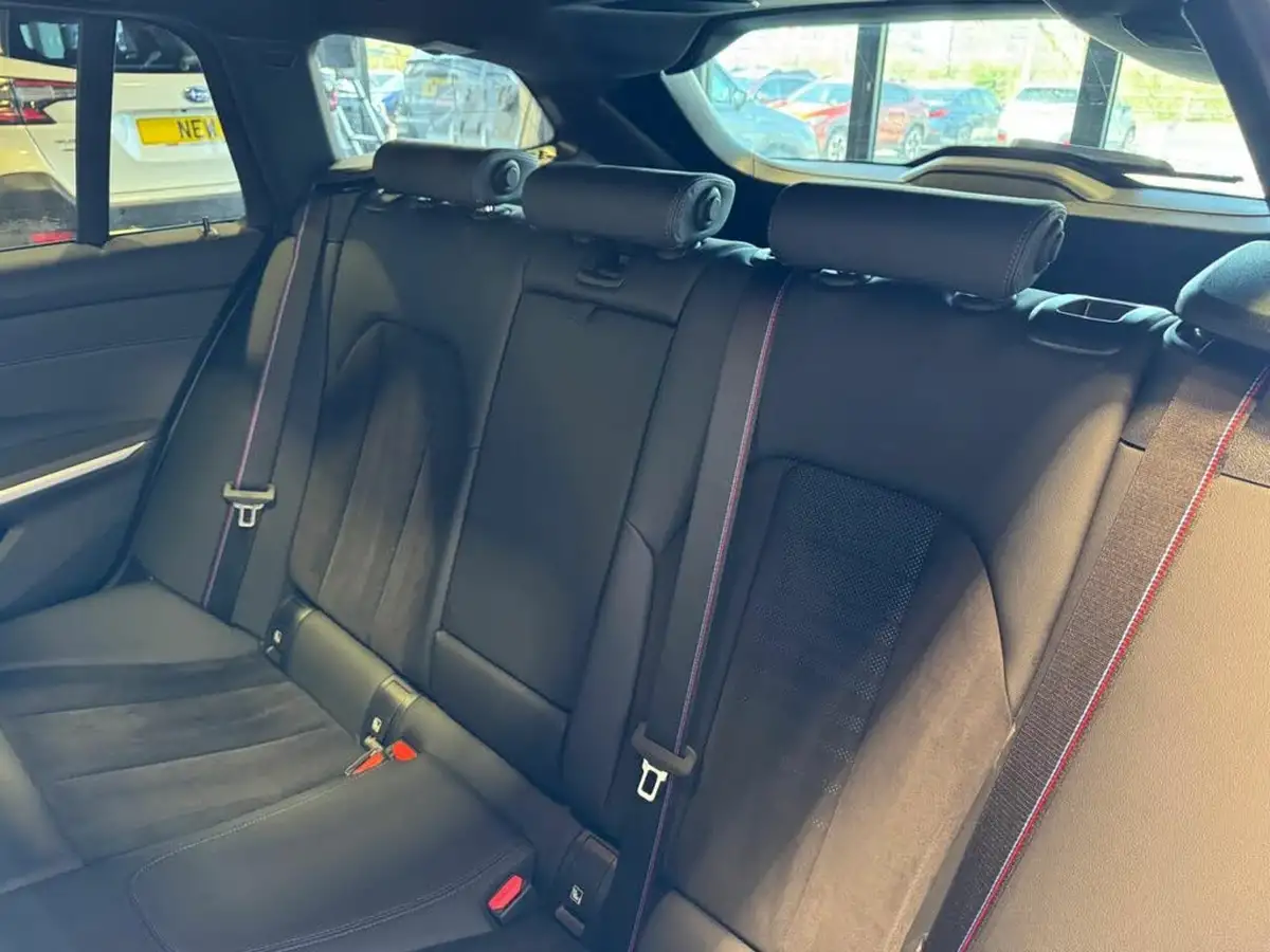 2024-bmw-3-series-20-320i-m-sport-touring-5d-big-28