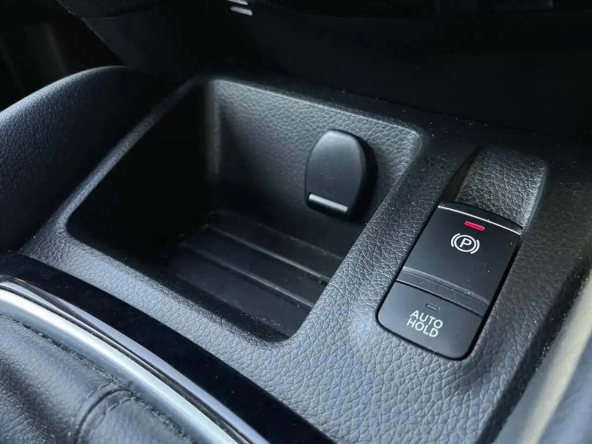 2020-nissan-qashqai-13-dig-t-tekna-160ps-big-35
