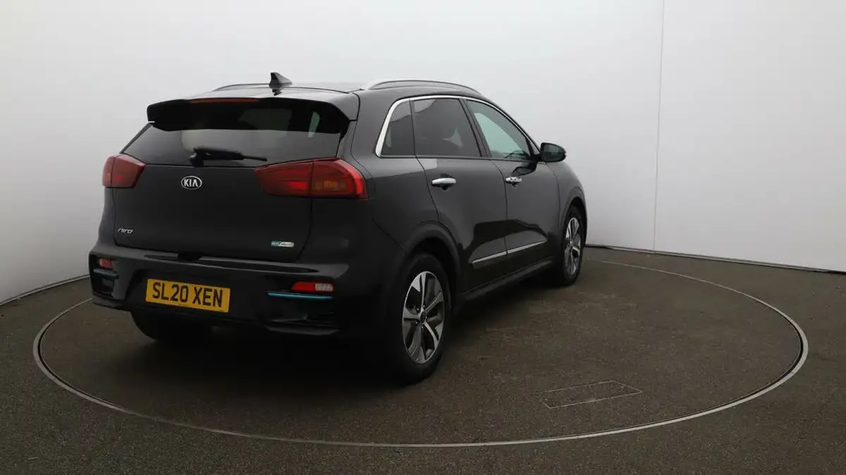 2020-kia-e-niro-ev-4-big-46