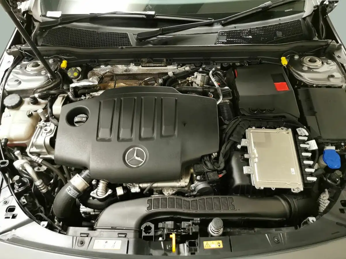 2023-mercedes-benz-cla-20d-cla-220d-amg-line-premium-plus-night-edition-coupe-4d-big-33