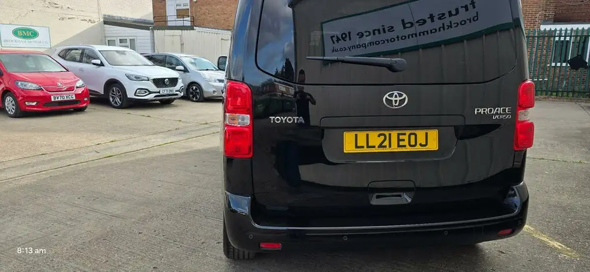 2021-toyota-proace-verso-20d-family-150ps-premium-pkl1-big-11