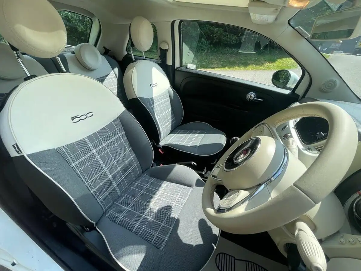2020-fiat-500-10-lounge-big-24