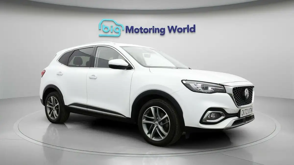 2022-mg-hs-15t-gdi-exclusive-162ps-dct-big-0