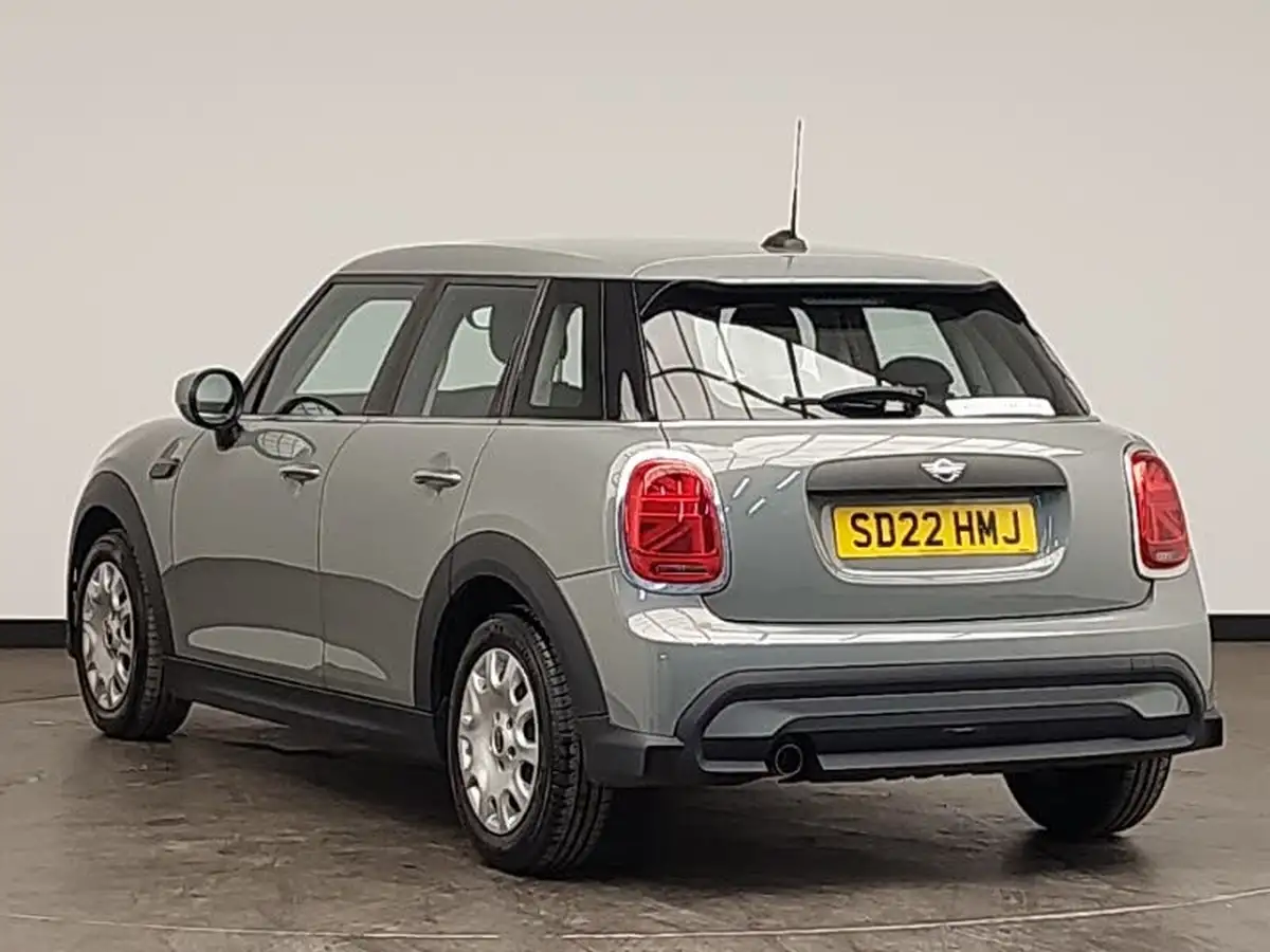2022-mini-cooper-15-one-classic-5d-big-1