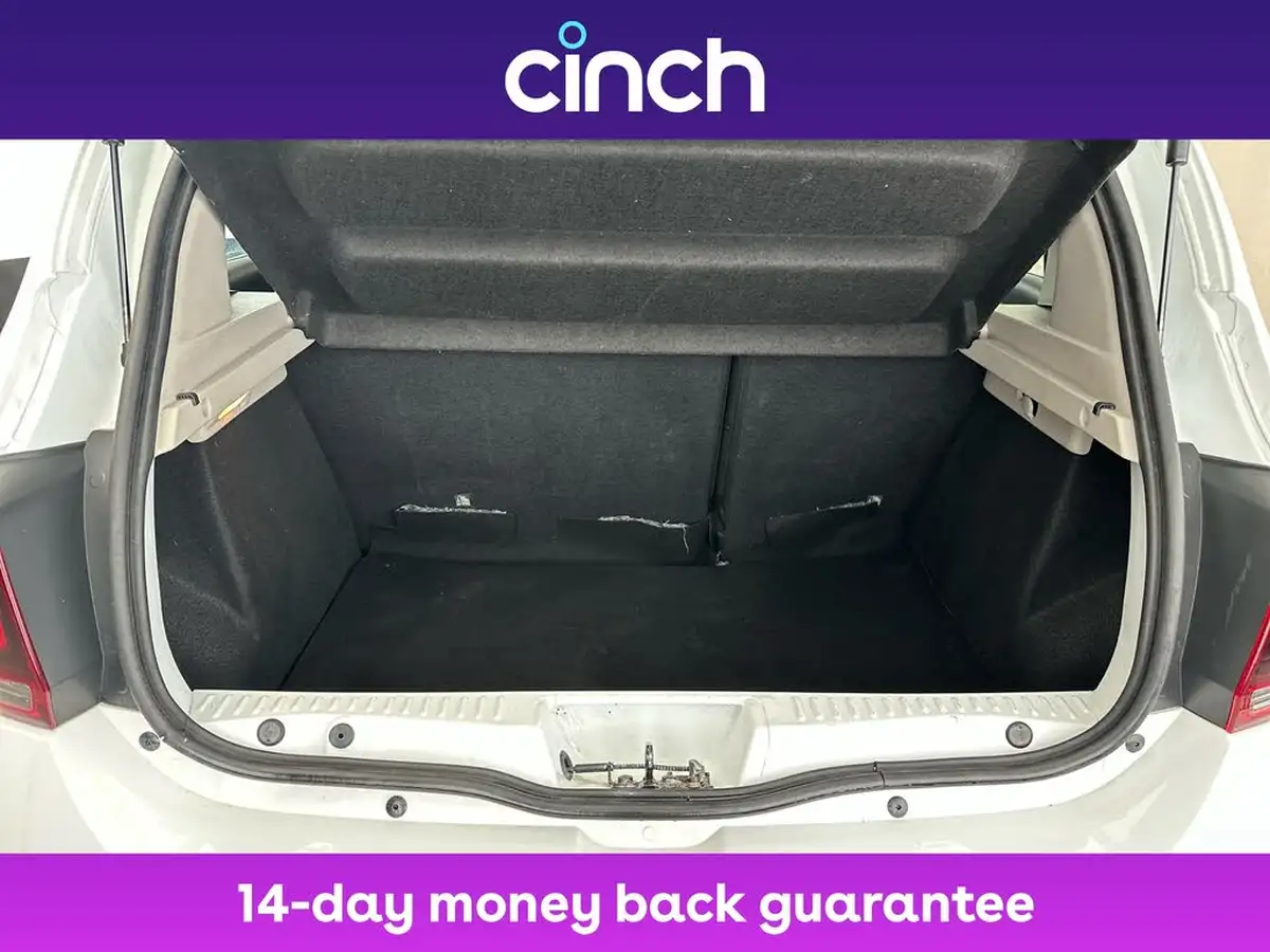 2020-dacia-sandero-10-sce-essential-big-14