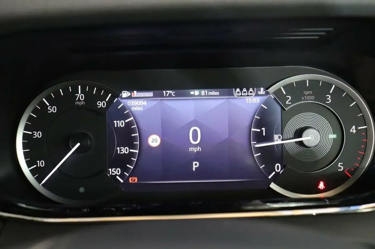 2022-land-rover-range-rover-evoque-20-d200-r-dynamic-hse-big-14