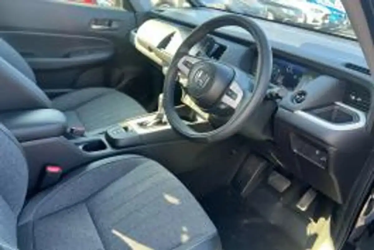 2024-honda-jazz-15-i-mmd-advance-big-12