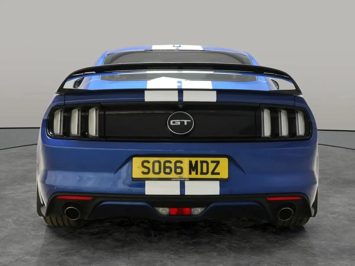 2017-ford-mustang-50-v8-gt-421ps-fastback-big-11